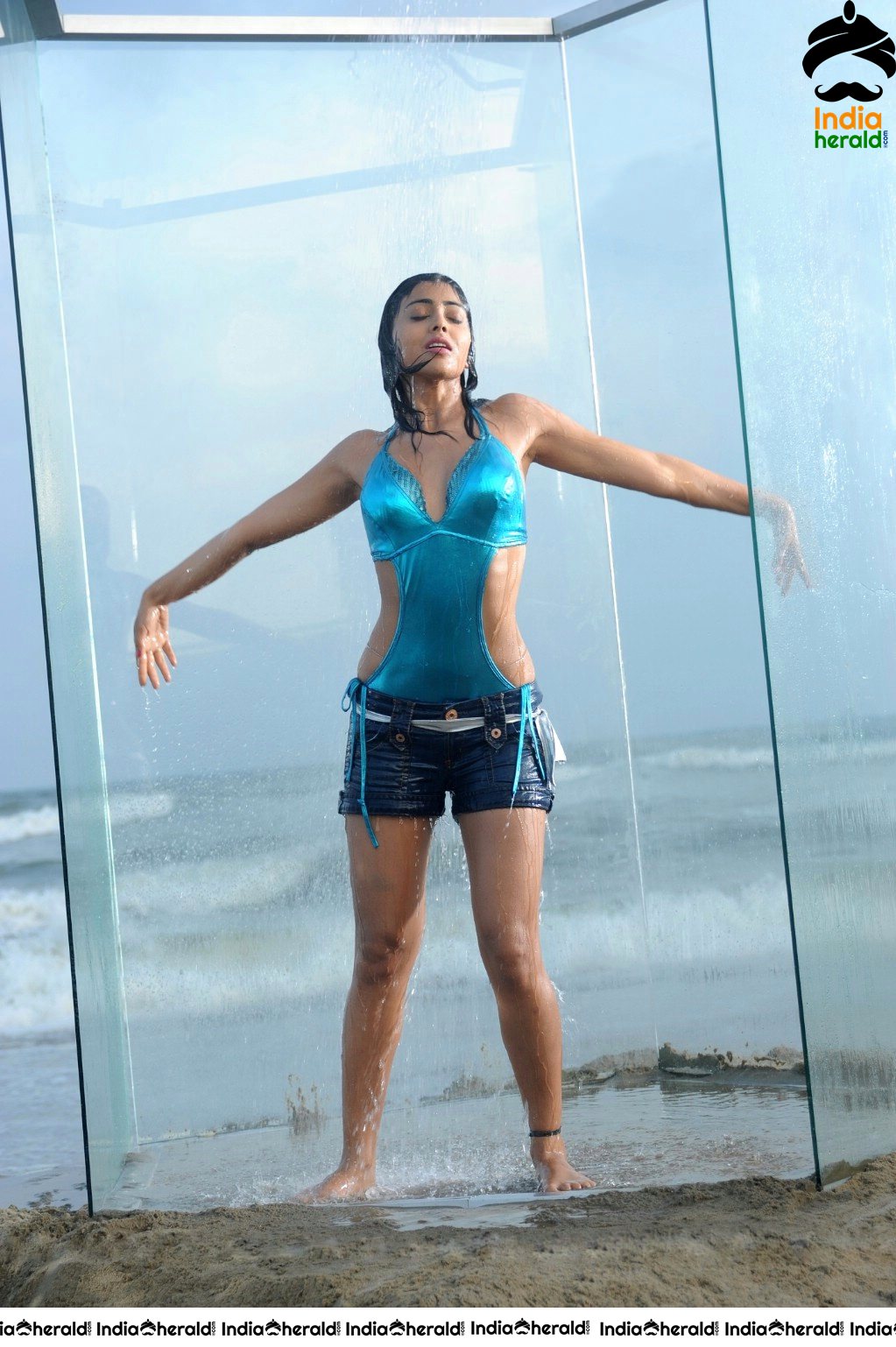 Shriya Hot Under Shower Gets Wet And Turns Our Mood On Set 1