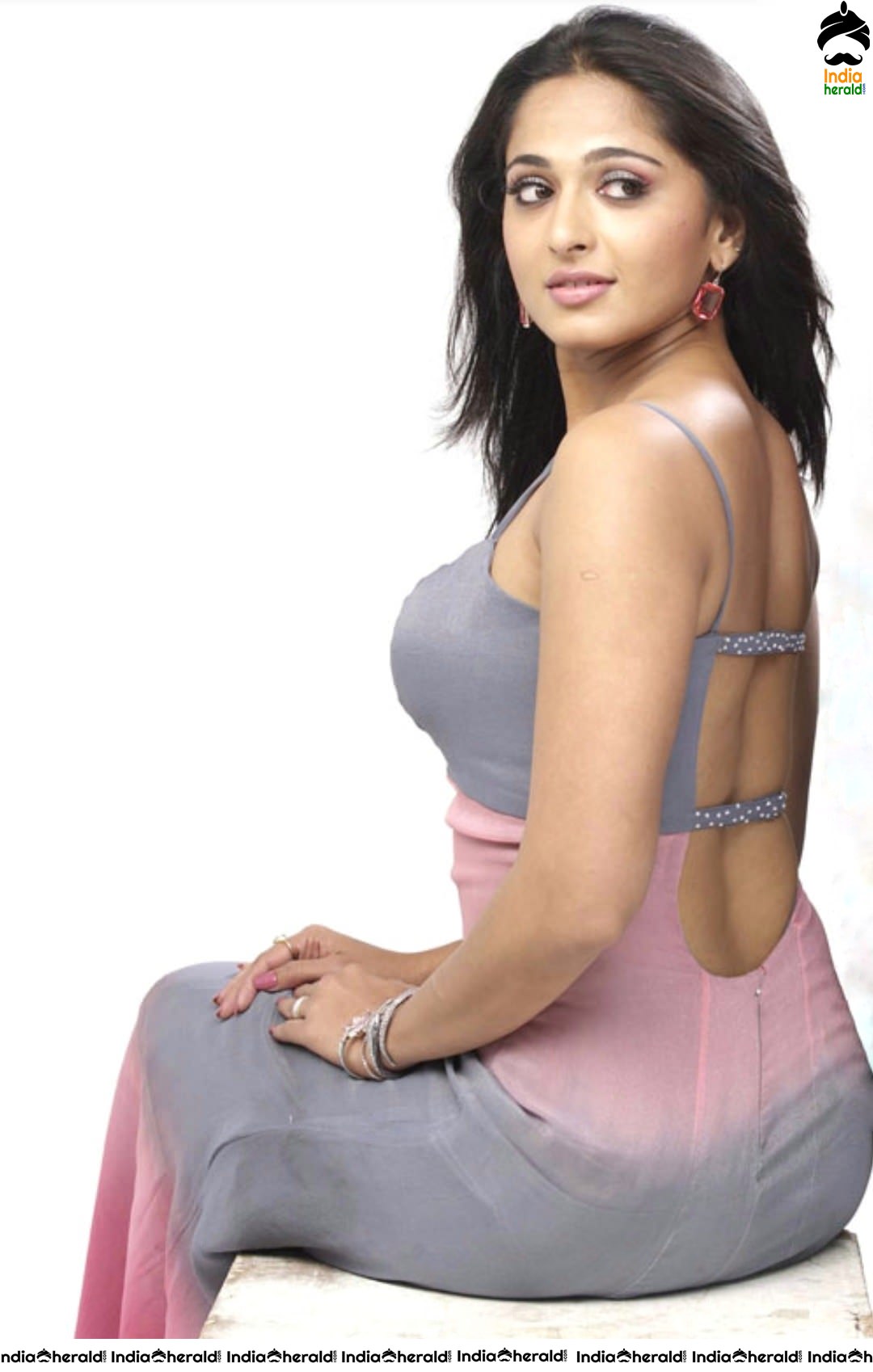 Sizzling Hot Anushka Shetty Never Seen Photos during Singam pre shoot