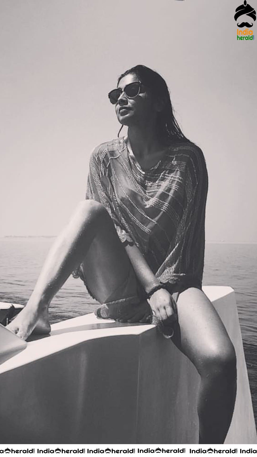 Sizzling Hot Clicks of Shriya Saran to bring your lustful desires