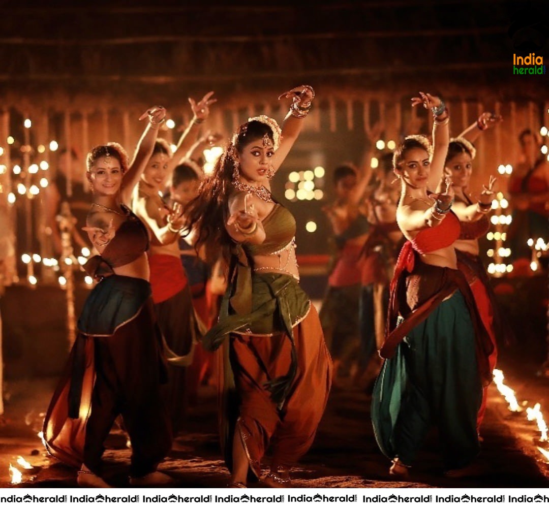 Sizzling Hot Ineya Photos