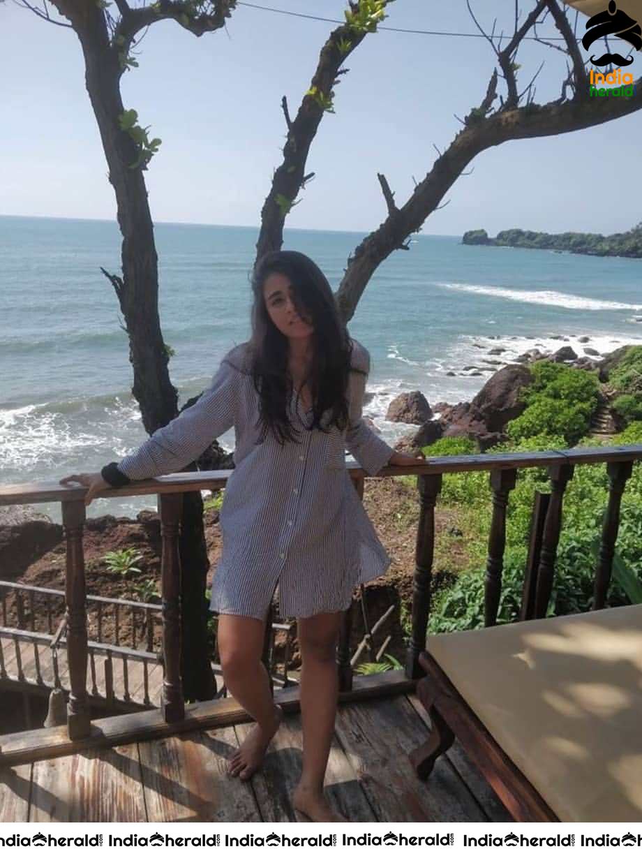 Sizzling Hot Shalini Pandey Photos From Her Goa Vacation