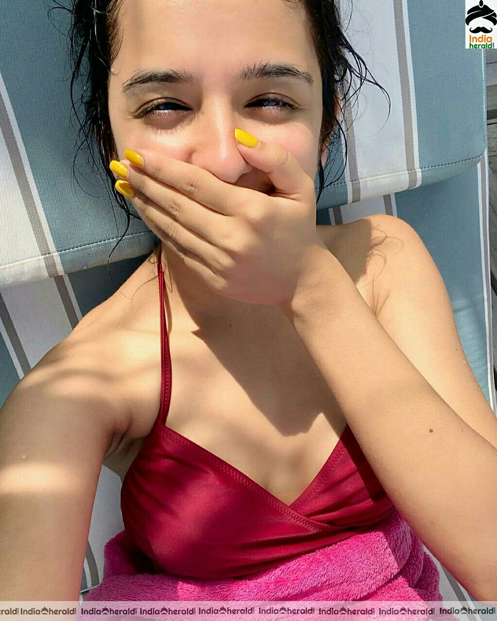 Sizzling Shirley Setia Enjoying Her Vacation At Maldives