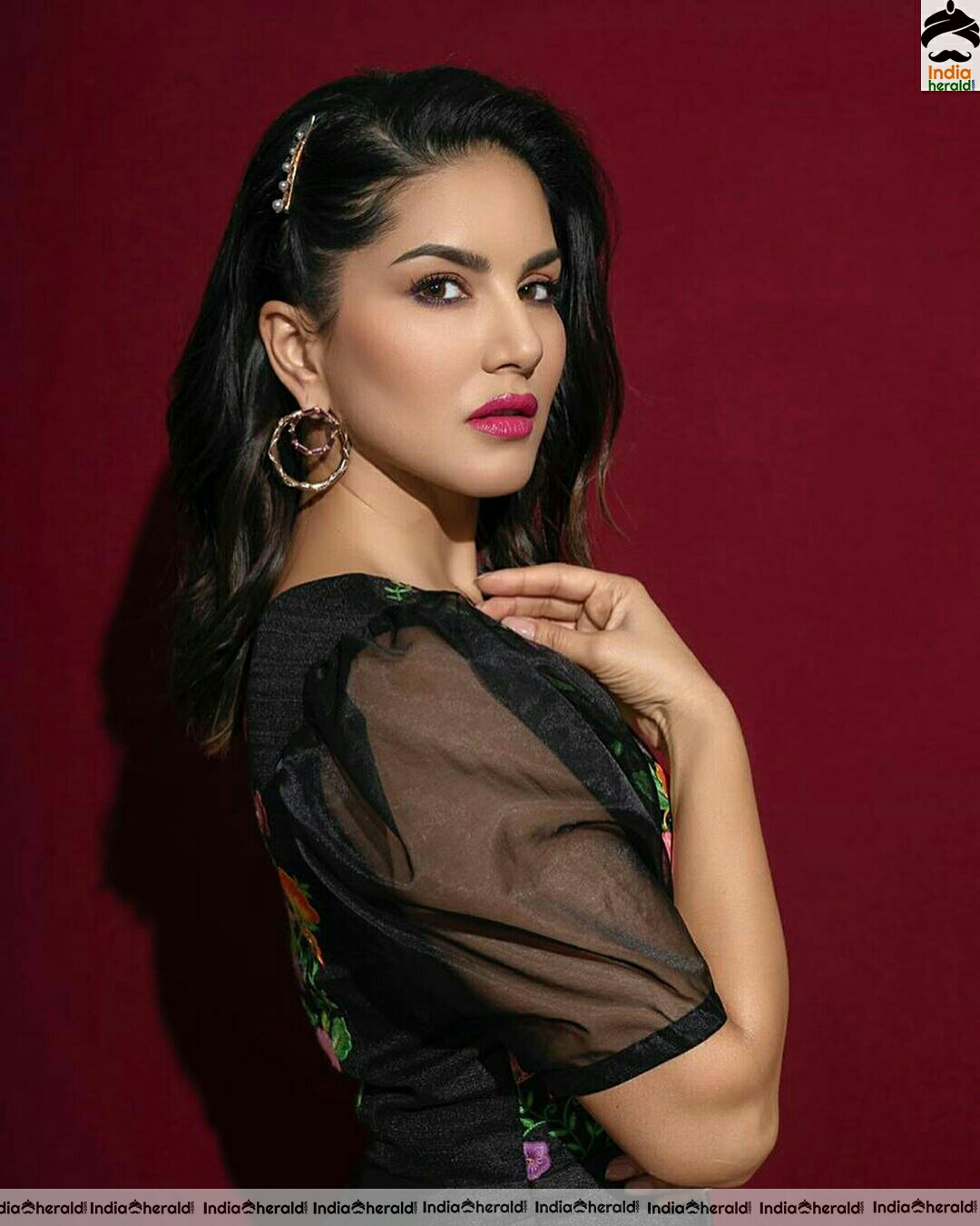 Sizzling Sunny Leone Latest Hot Stills