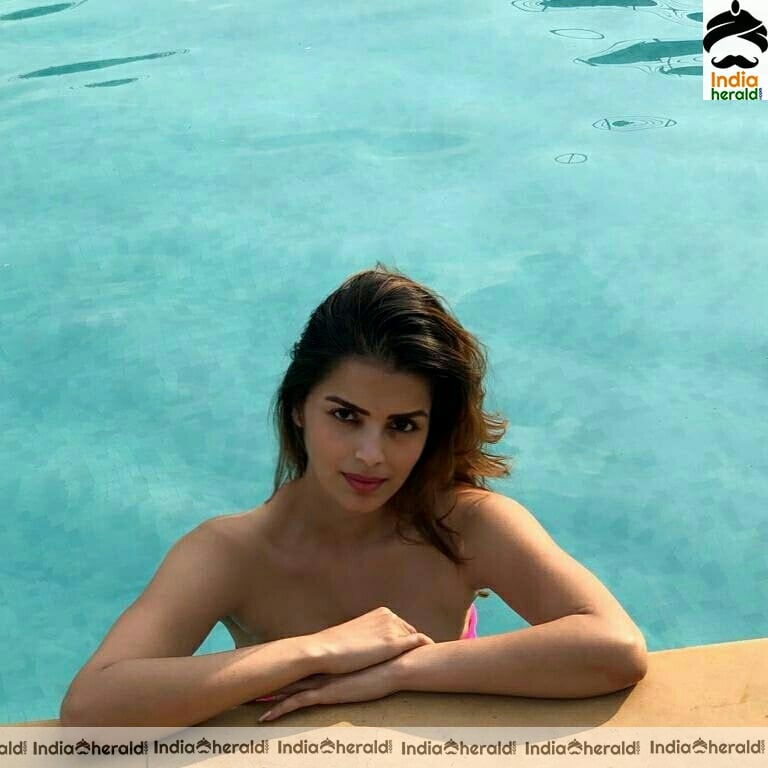 Sonali Raut Hot Compilation Stills