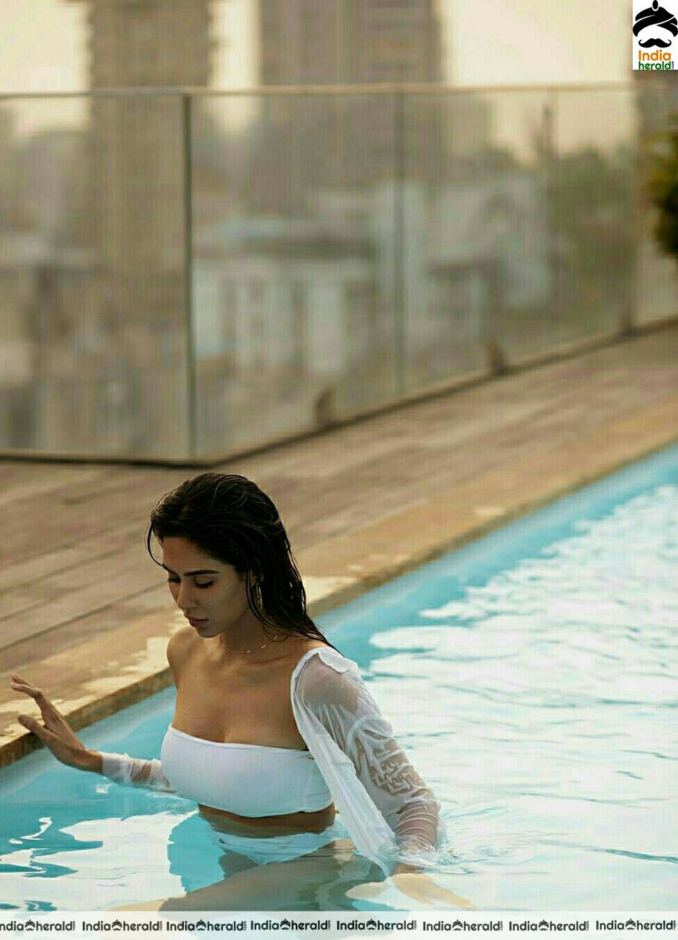 Sonam Bajwa Hot Sizzling Stills