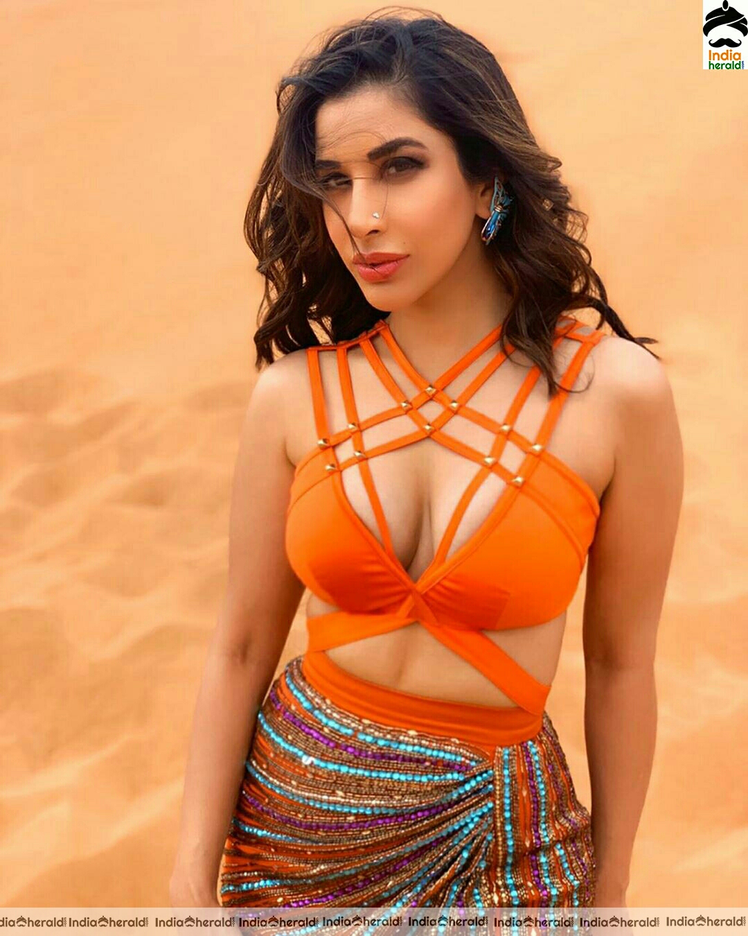 Sophie Choudry Hot Cleavage Revealing Stills