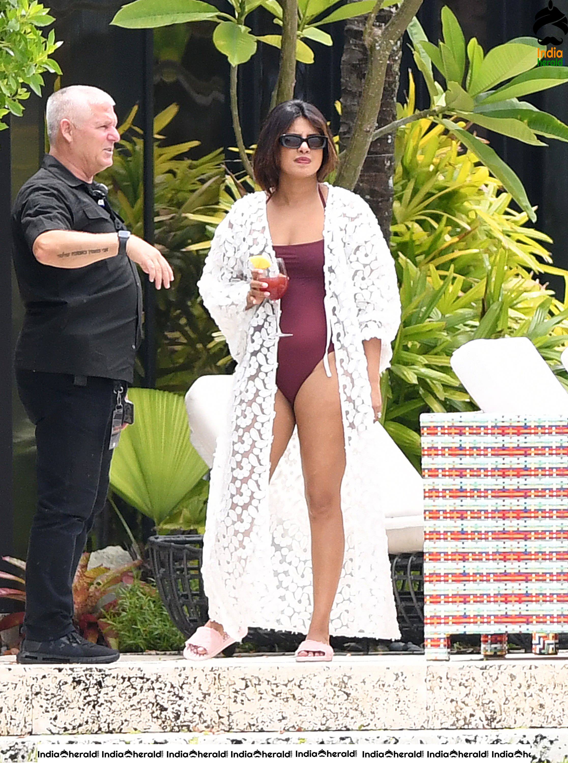 Sophie Turner and Priyanka Chopra caught in Bikini during their vacation to Miami Set 2