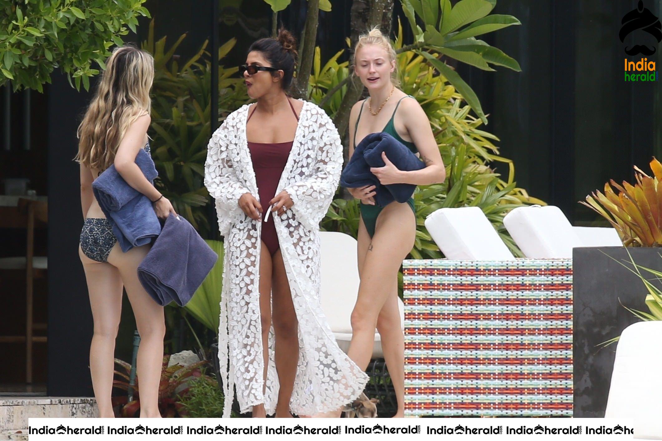 Sophie Turner and Priyanka Chopra caught in Bikini during their vacation to Miami Set 2