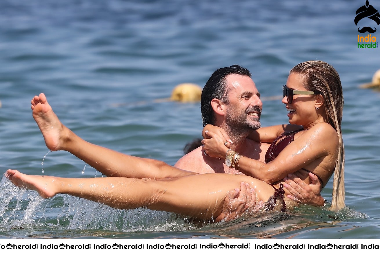 Sylvie Meis in Bikini while getting wet and enjoying along with her Husband Set 1