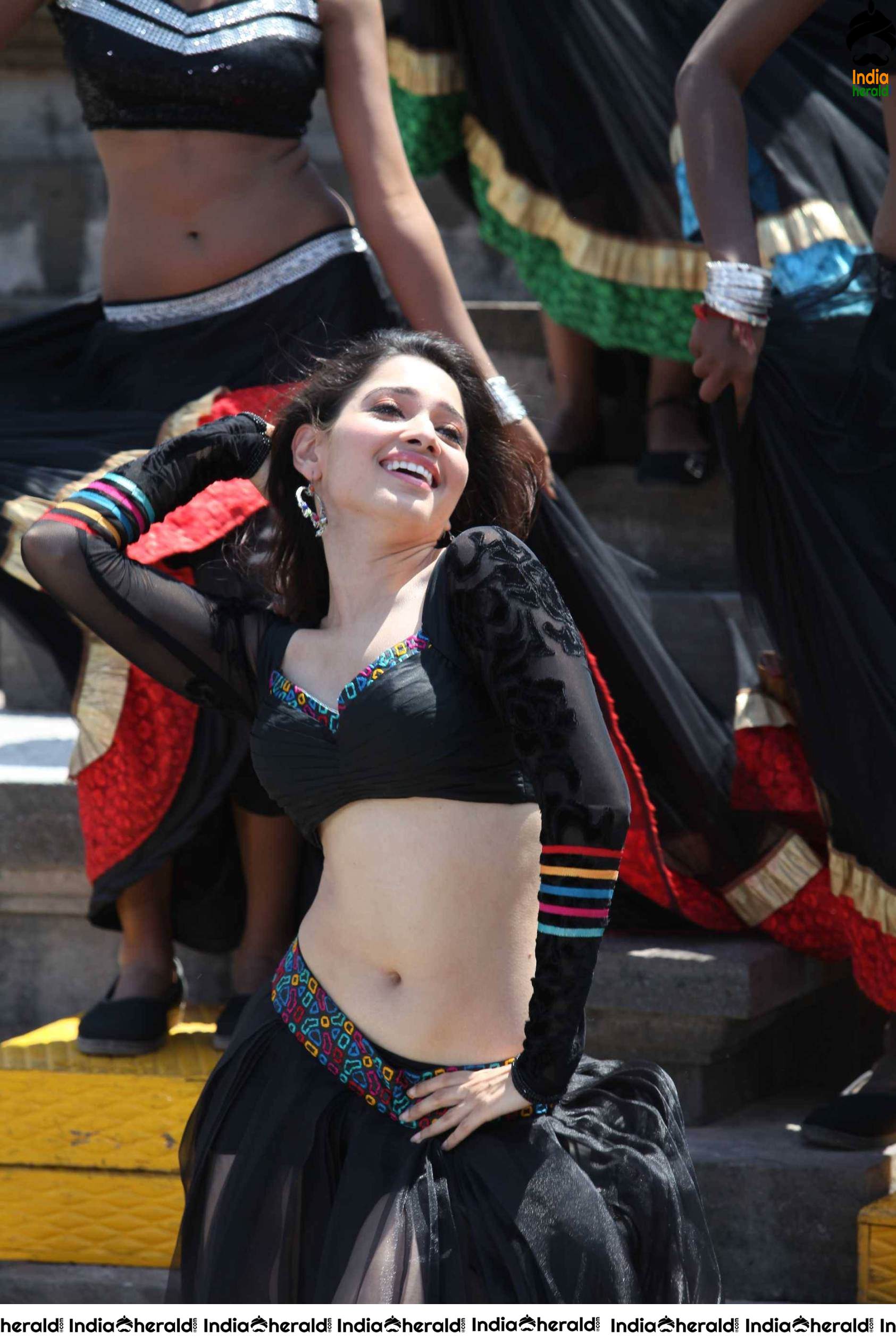 Tamanna Curvacaeous Milky Waist and Navel Hot Photos Collection