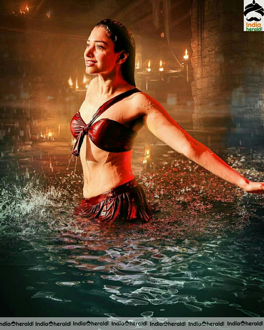 Tamanna Hot And Wet And Its Looking Super Sexy Stills