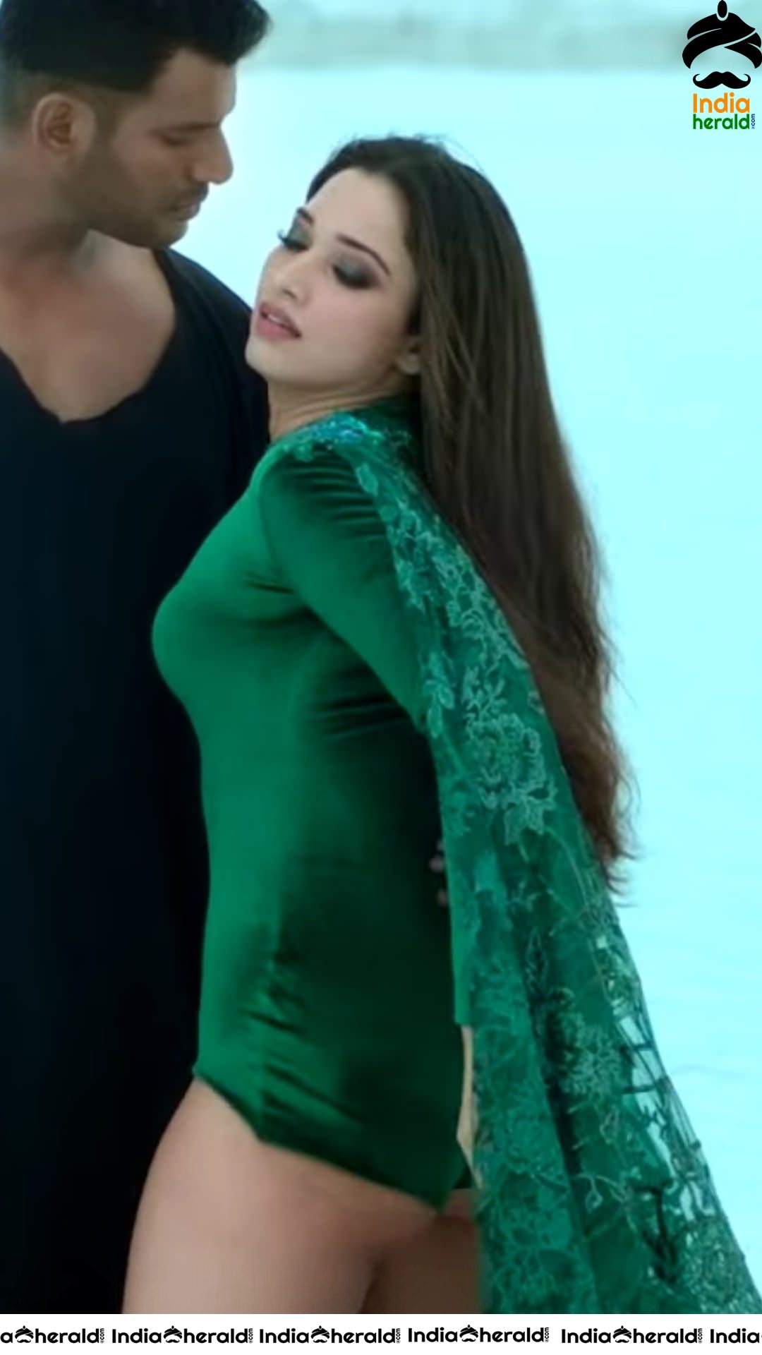 Tamanna Unexpected Hot Butt Show Set 1