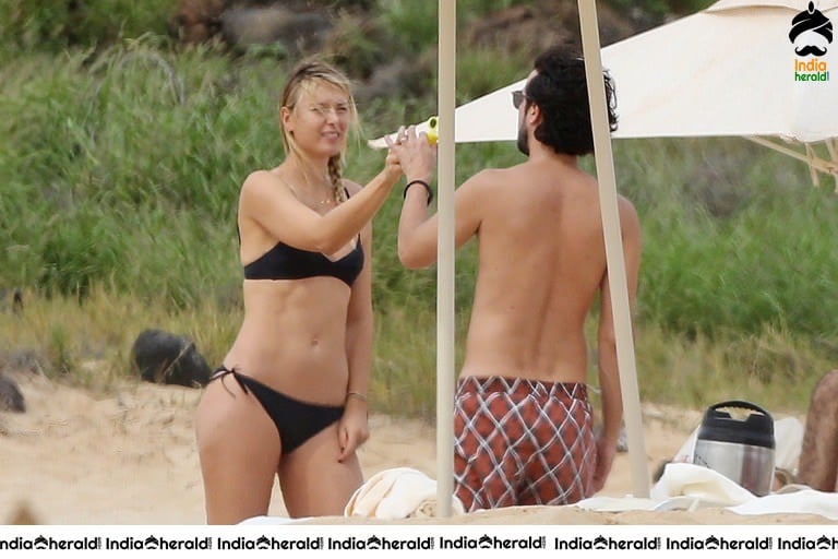 Tennis Player Maria Sharapova Wearing a Bikini in Hawaii Set 2