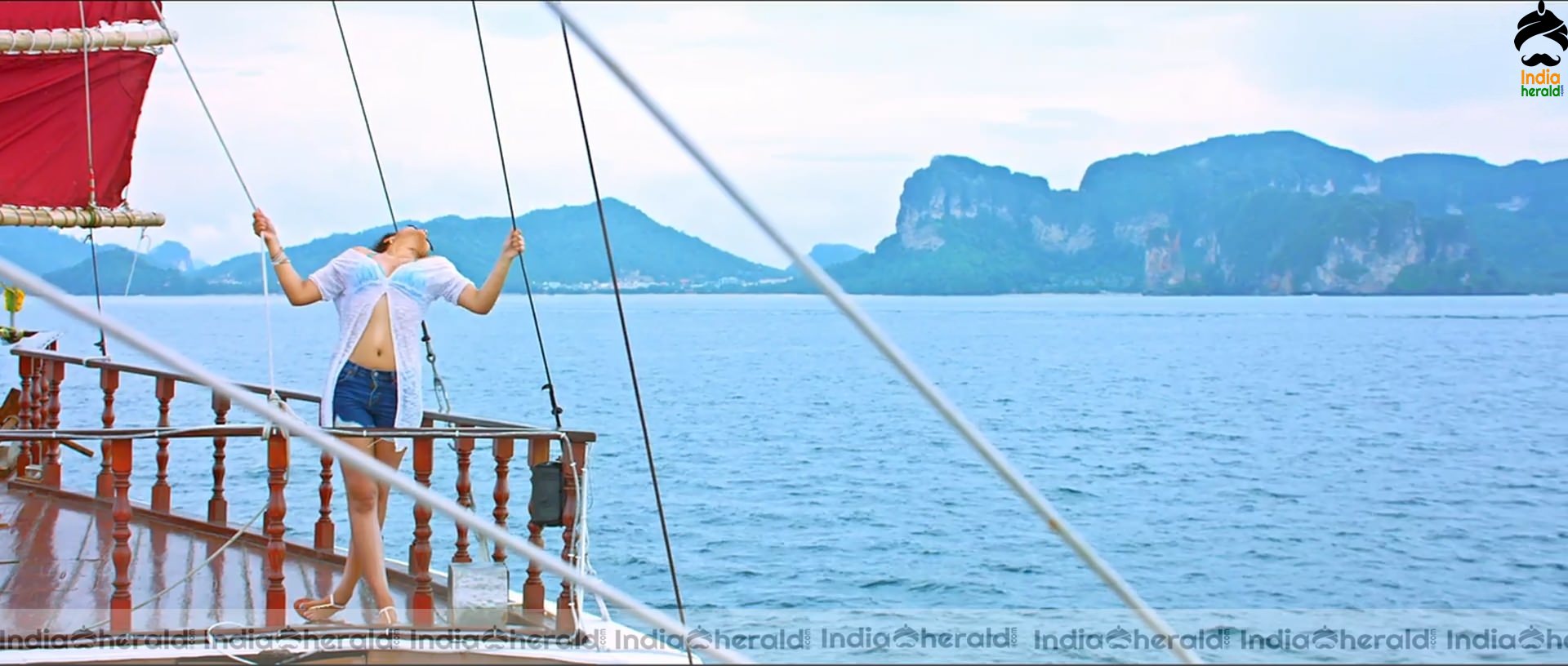 Trisha Unseen Hot Photos in Bikini Exposing Big Cleavage and Deep Navel Set 2