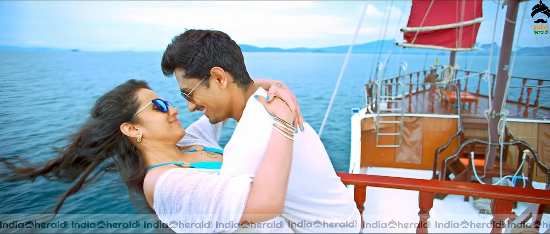 Trisha Unseen Hot Photos in Bikini Exposing Big Cleavage and Deep Navel Set 2