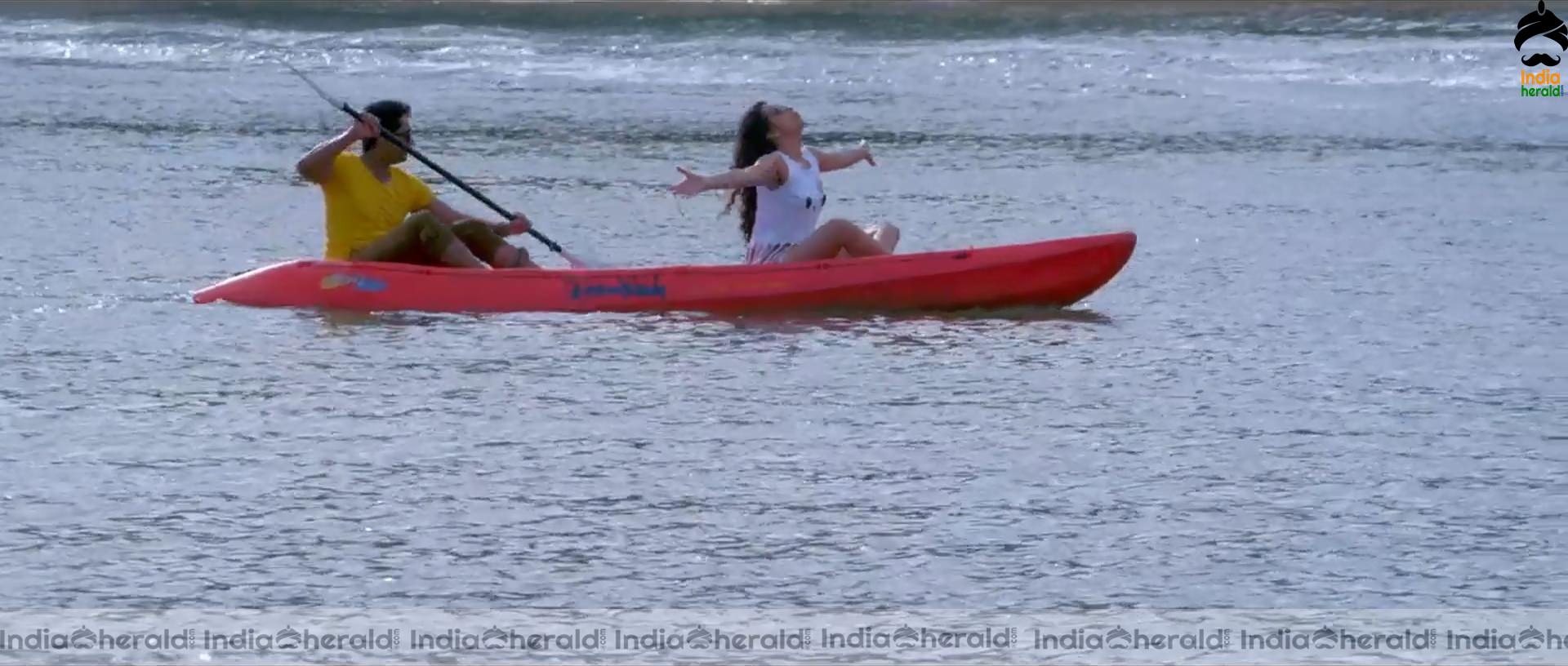 Trisha Unseen Hot Photos in Bikini Exposing Big Cleavage and Deep Navel Set 5