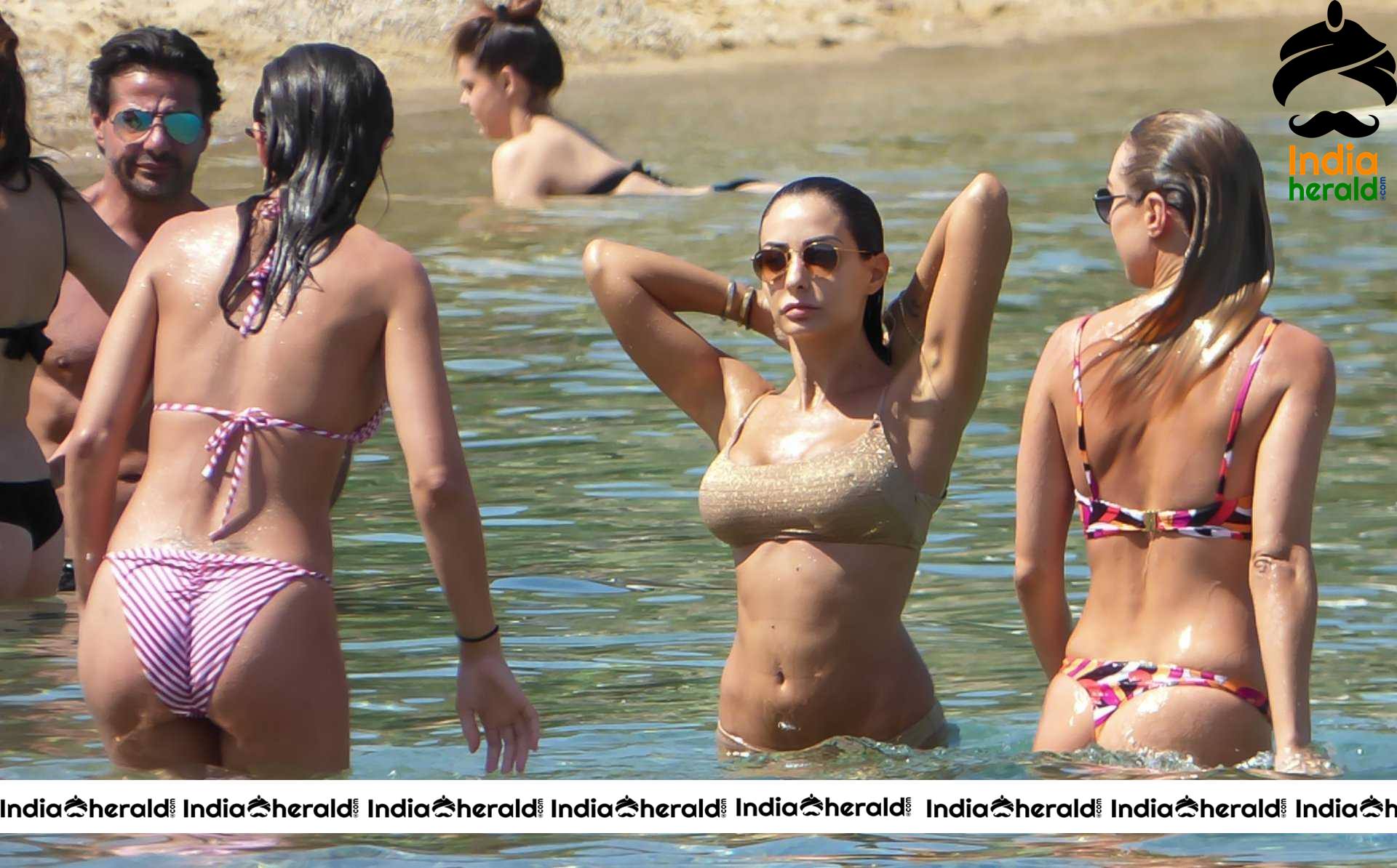 Unseen Hot And Steamy Exposing Photos Of Amy Jackson In Bra And Lingerie During Vacation Set 1