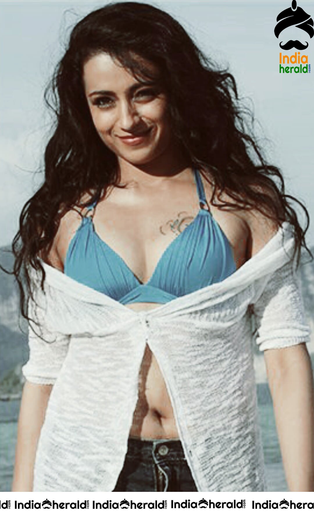 Unseen Latest Hot Photos of Trisha Krishnan in Bikini Set 4