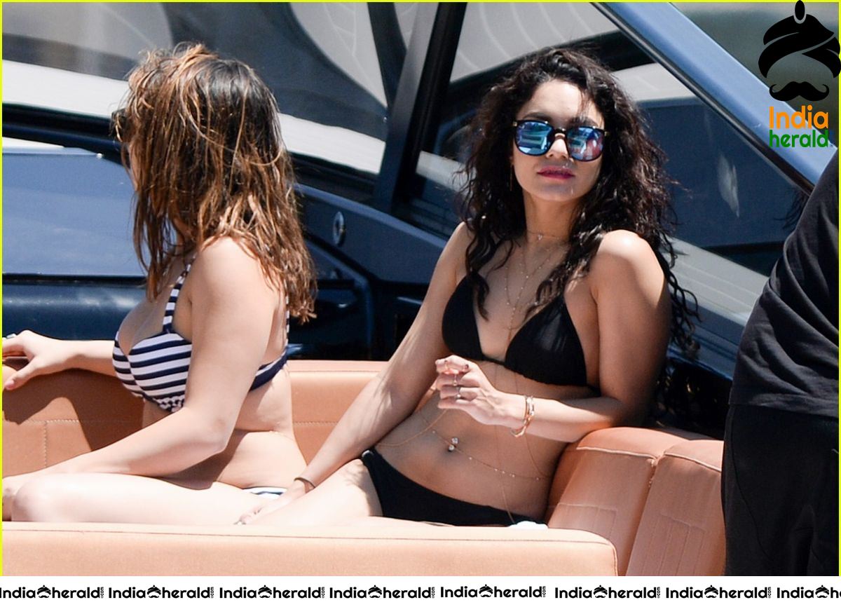 Vanessa and Stella Hudgens Caught in Bikini and they are Too Hot Set 1