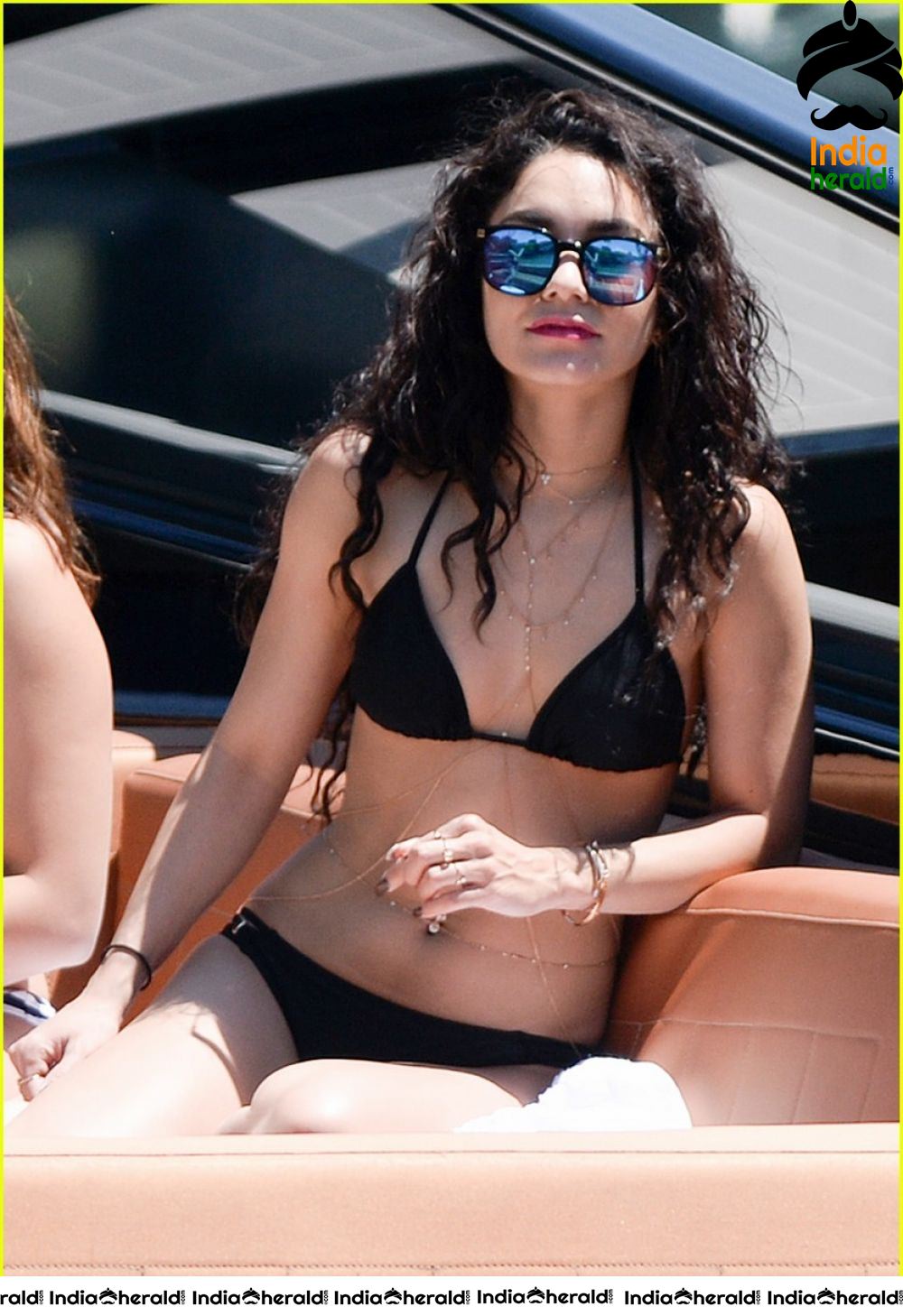 Vanessa and Stella Hudgens Caught in Bikini and they are Too Hot Set 1
