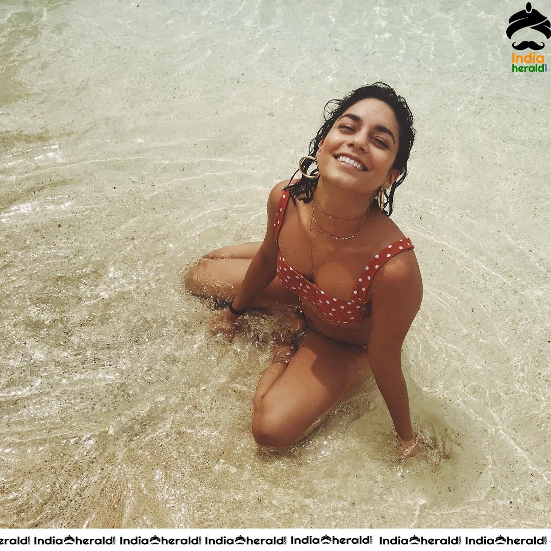 Vanessa Hudgens Bikini Photos Leaked on Social Media