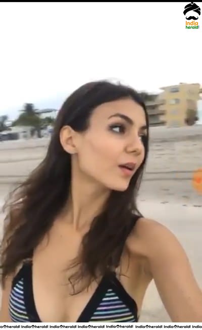 Victoria Justice Caught in Bikini while going LIVE