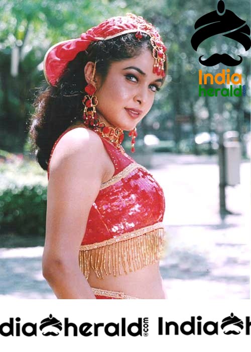 Vintage Ramya Krishnan Hot Clicks Set 1