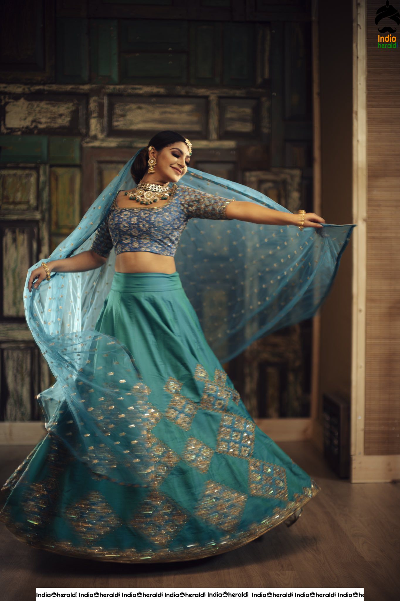 Yashika Aannand Teases our desires with these latest Photos