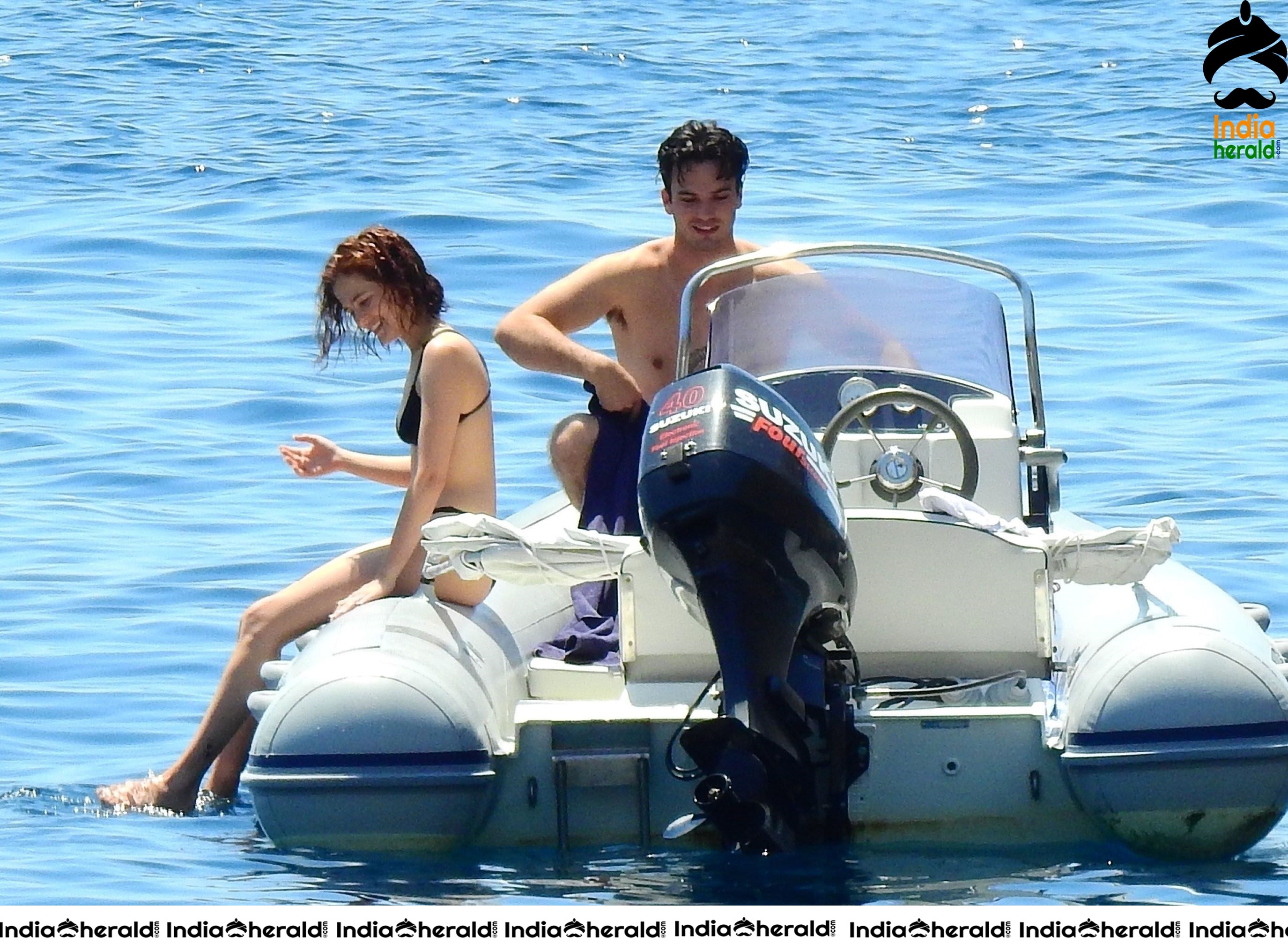 Zoey Deutch Oozing Hotness in Black Lace Bikini and Exposes the Oomph Set 2