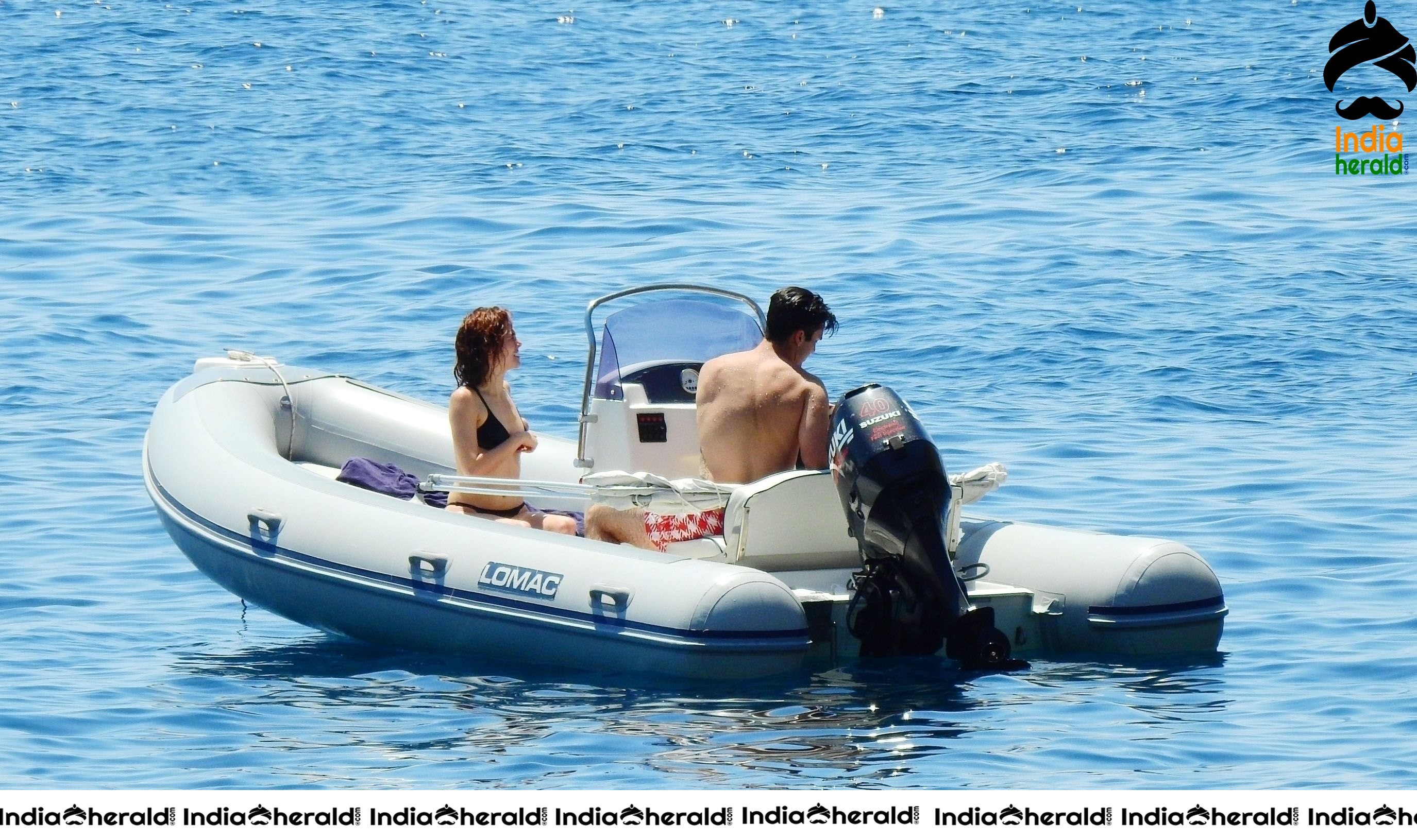 Zoey Deutch Oozing Hotness in Black Lace Bikini and Exposes the Oomph Set 3