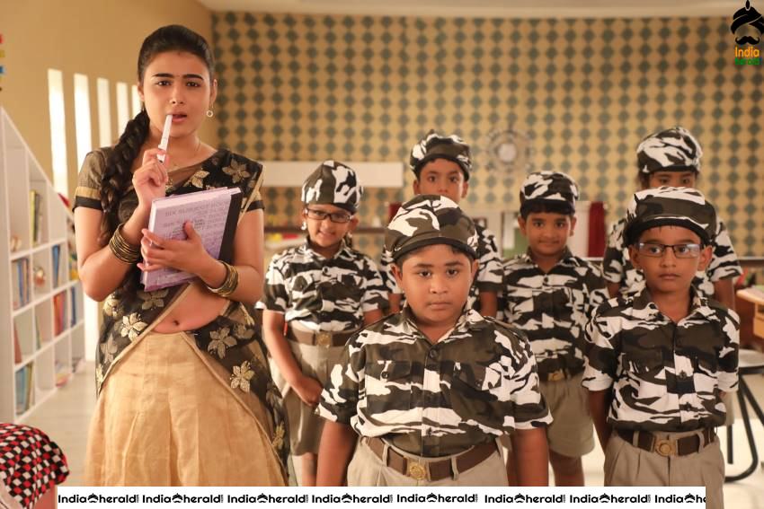 100 Percent Kaadhal Tamil Movie Stills Set 1