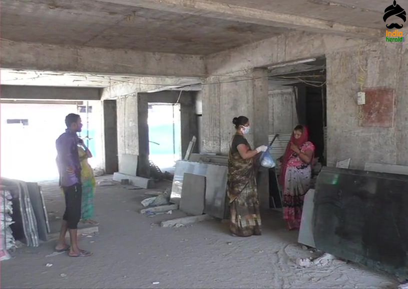 A group of around 150 members of the transgender community in Surat has been distributing food kits due to Corona Virus Lockdown