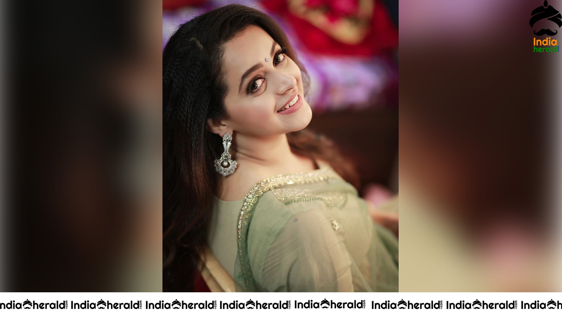 Adorable HD Wallpapers Of Bhavana