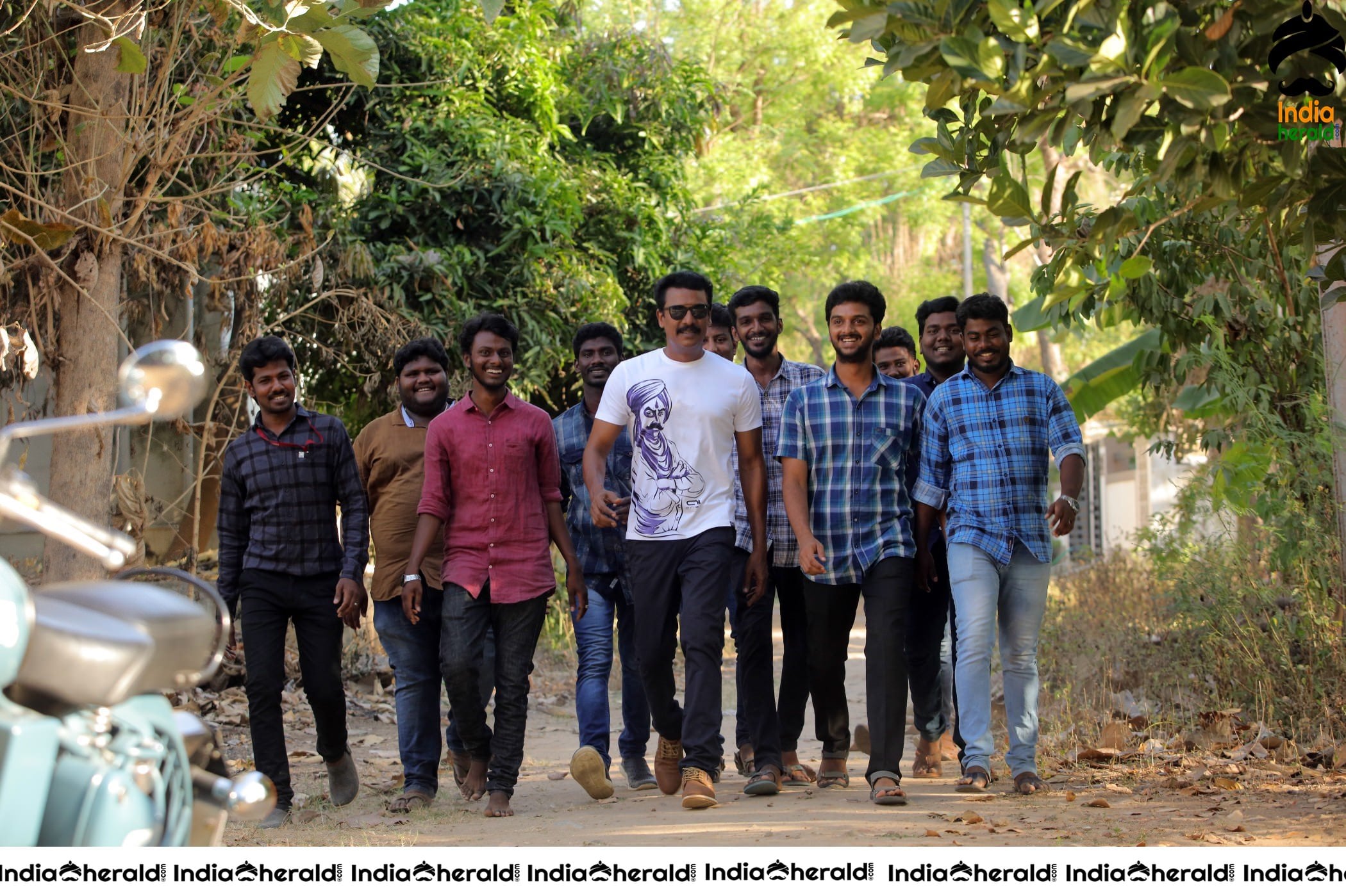 Adutha Saattai Movie Stills Set 3