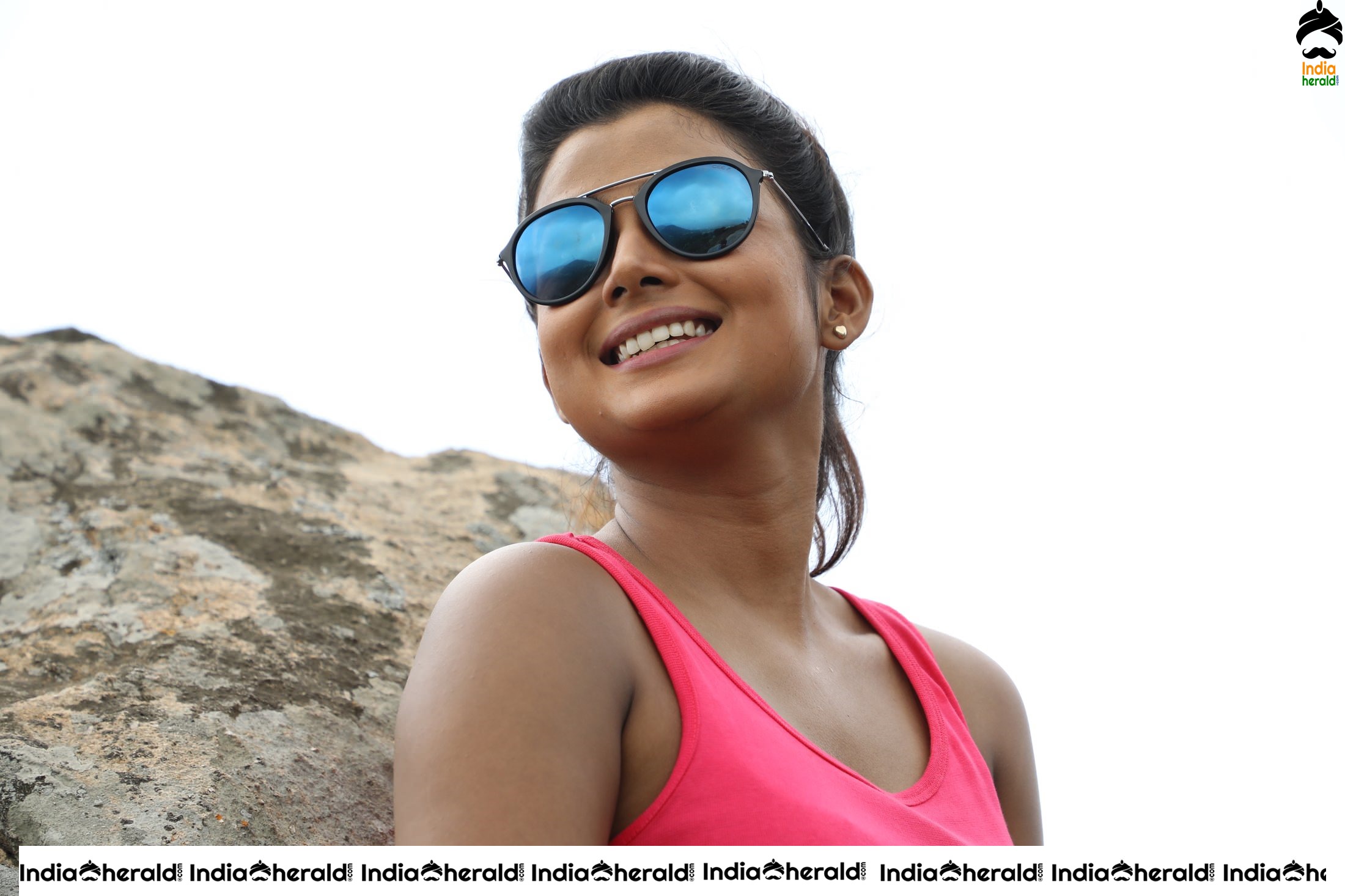 Agni Natchathiram Tamil Movie Stills and Working Stills