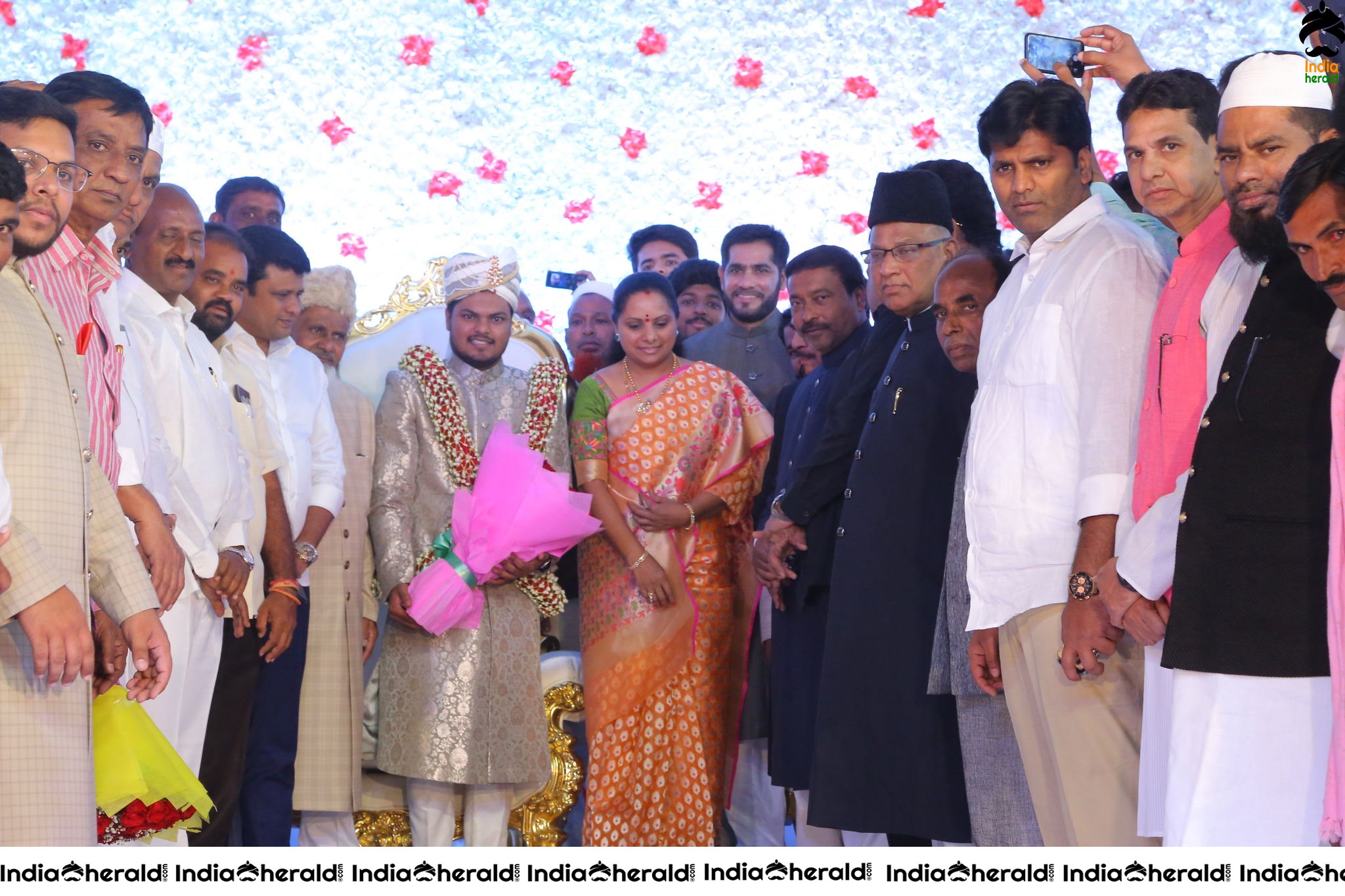 Ahmed Abhdul Taqveem and Zoha Mujeeb Wedding Ceremony at Kings Kohinoor Mehdipatnam Set 1