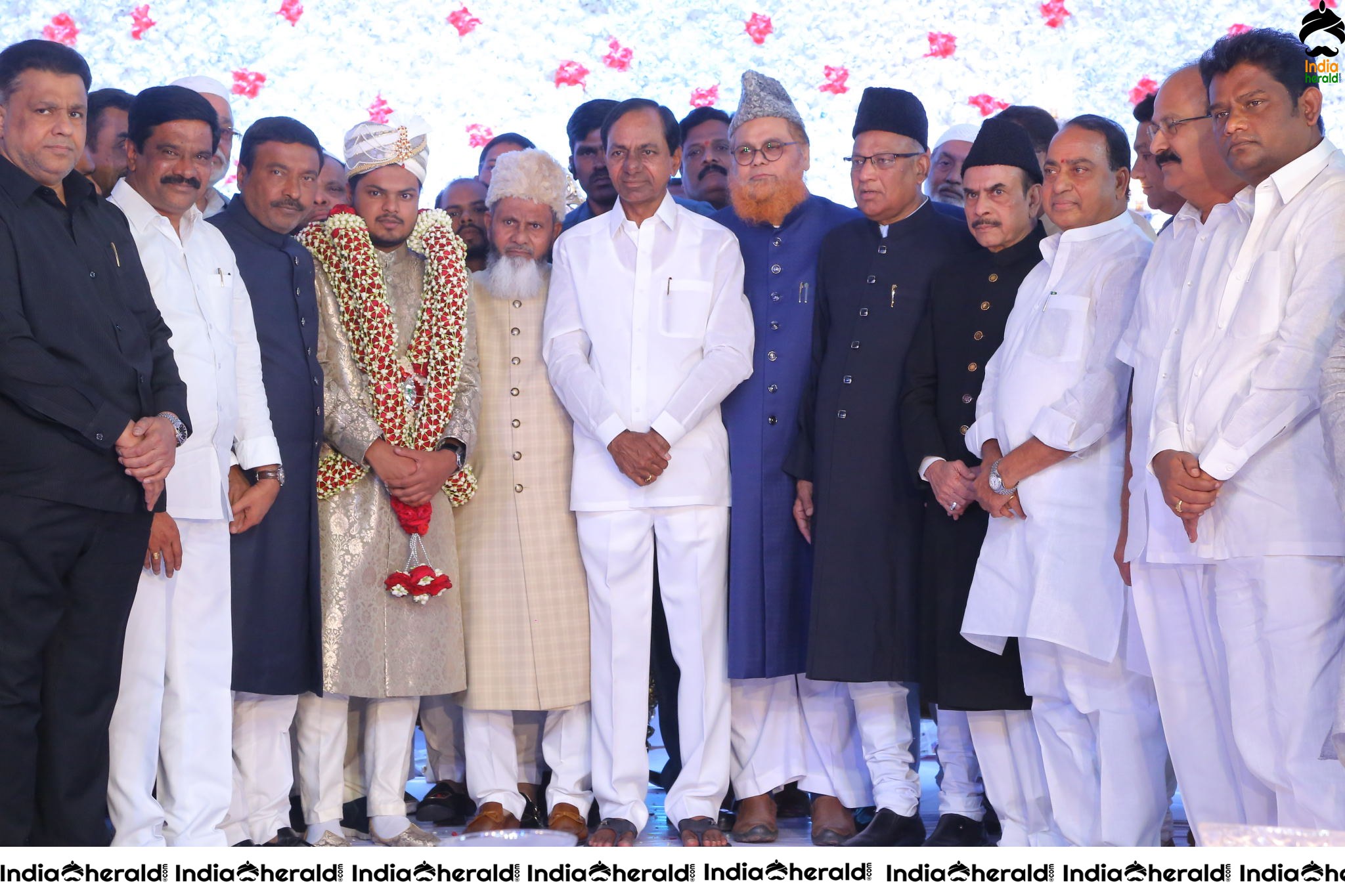 Ahmed Abhdul Taqveem and Zoha Mujeeb Wedding Ceremony at Kings Kohinoor Mehdipatnam Set 1