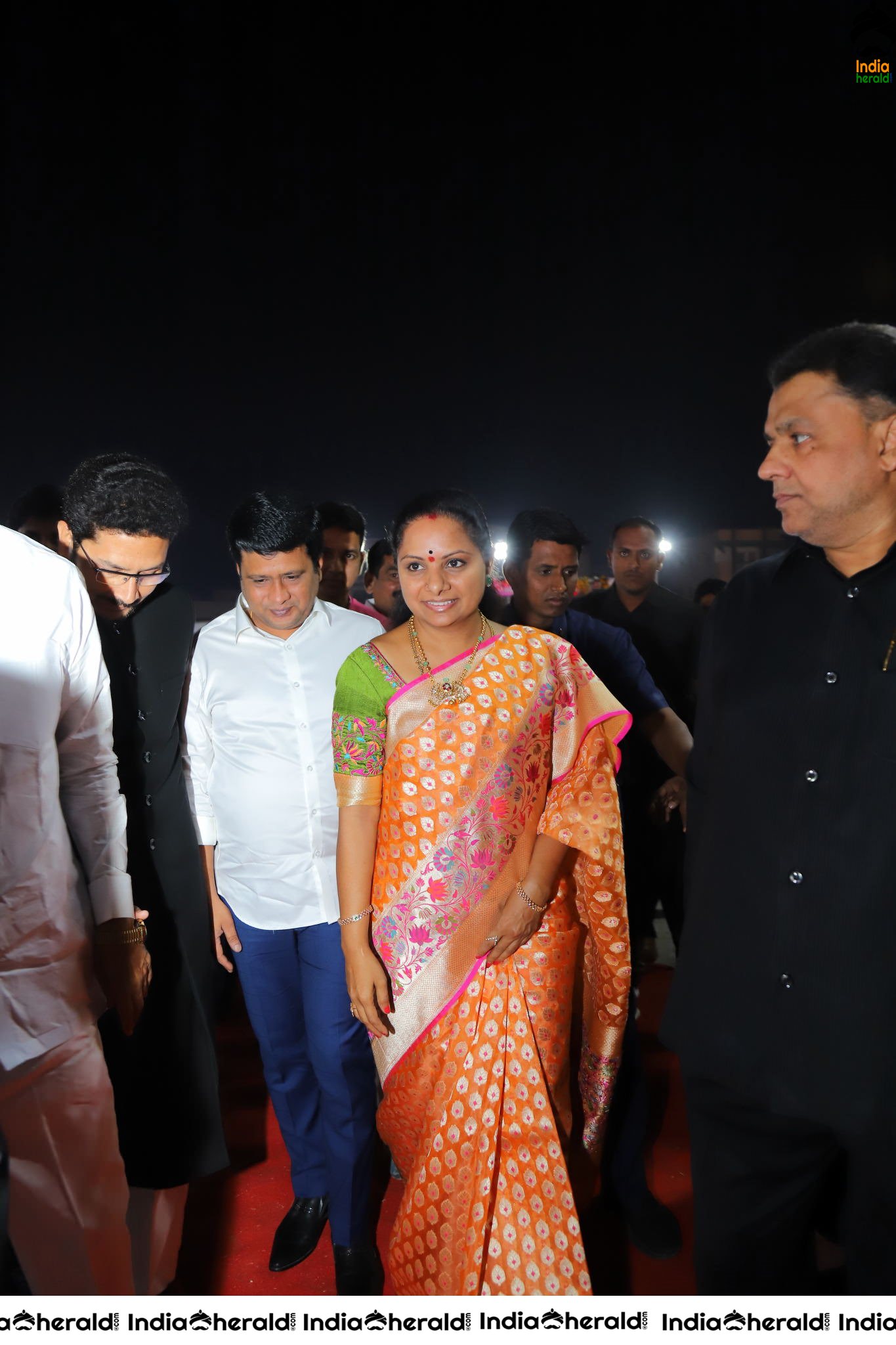 Ahmed Abhdul Taqveem and Zoha Mujeeb Wedding Ceremony at Kings Kohinoor Mehdipatnam Set 3