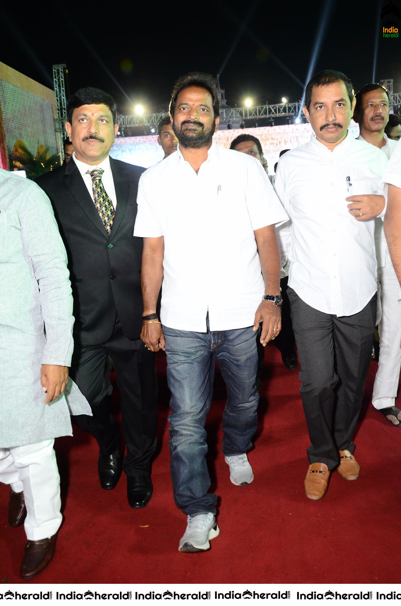 Ahmed Abhdul Taqveem and Zoha Mujeeb Wedding Ceremony at Kings Kohinoor Mehdipatnam Set 4