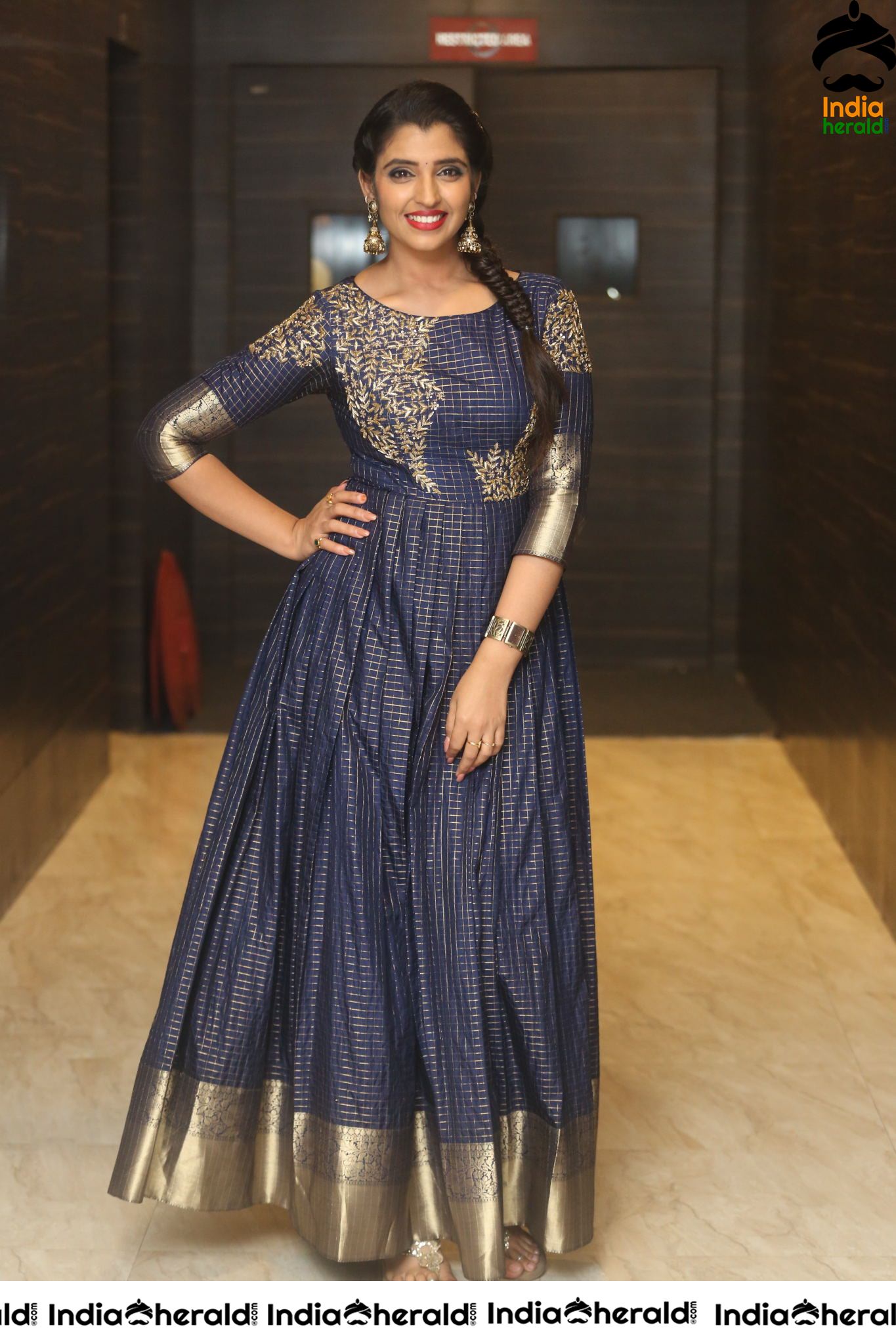 Anchor Shyamala Latest Clicks