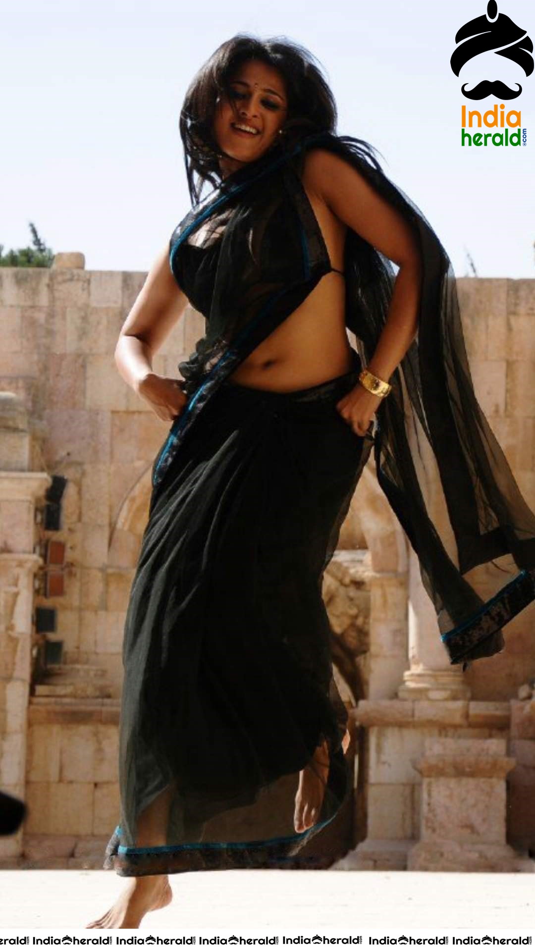 Anushka Shetty Hot Rare and Unseen Photos Collection Set 4