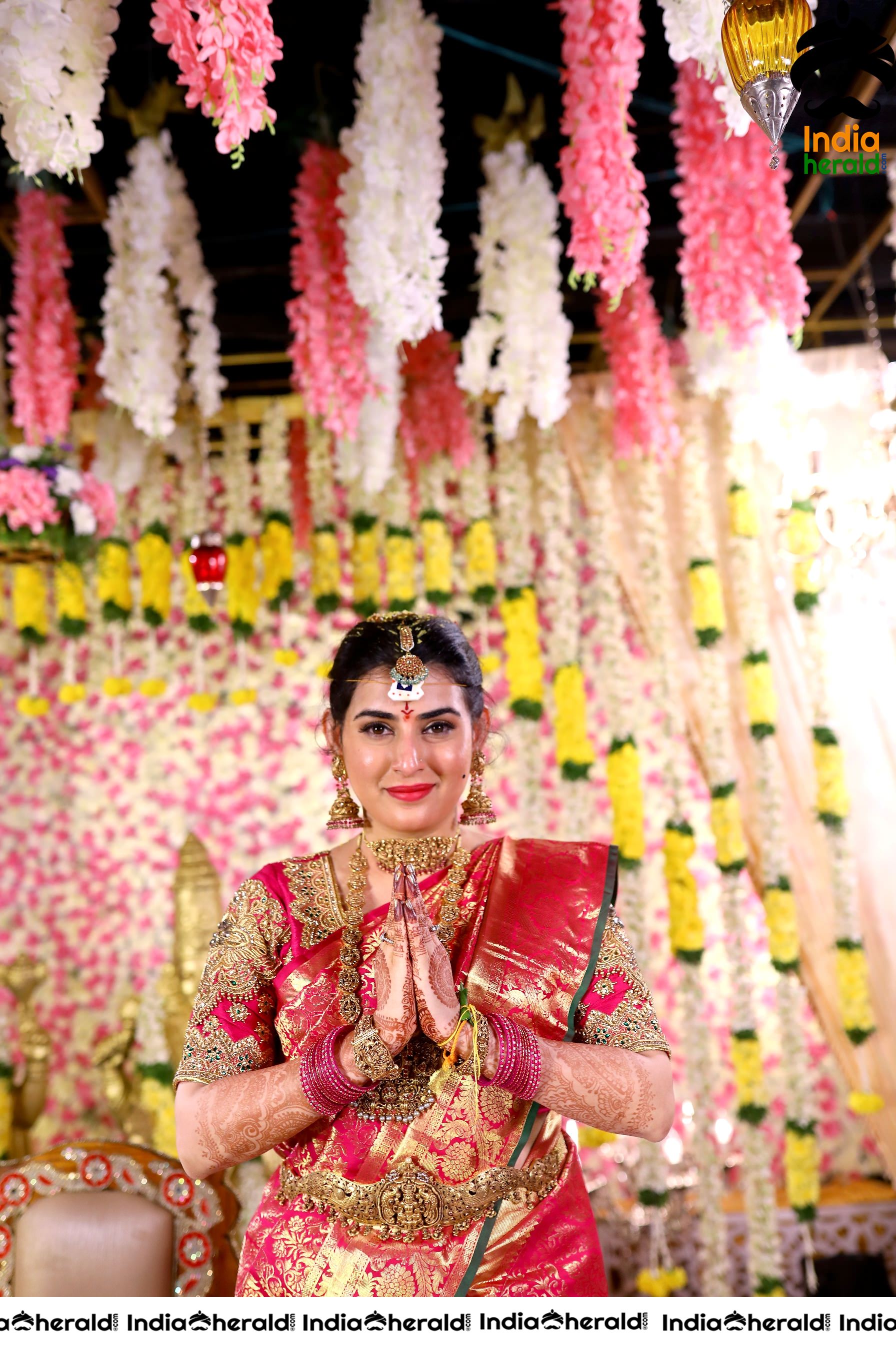 Archana Wedding Reception HD Photos Set 1