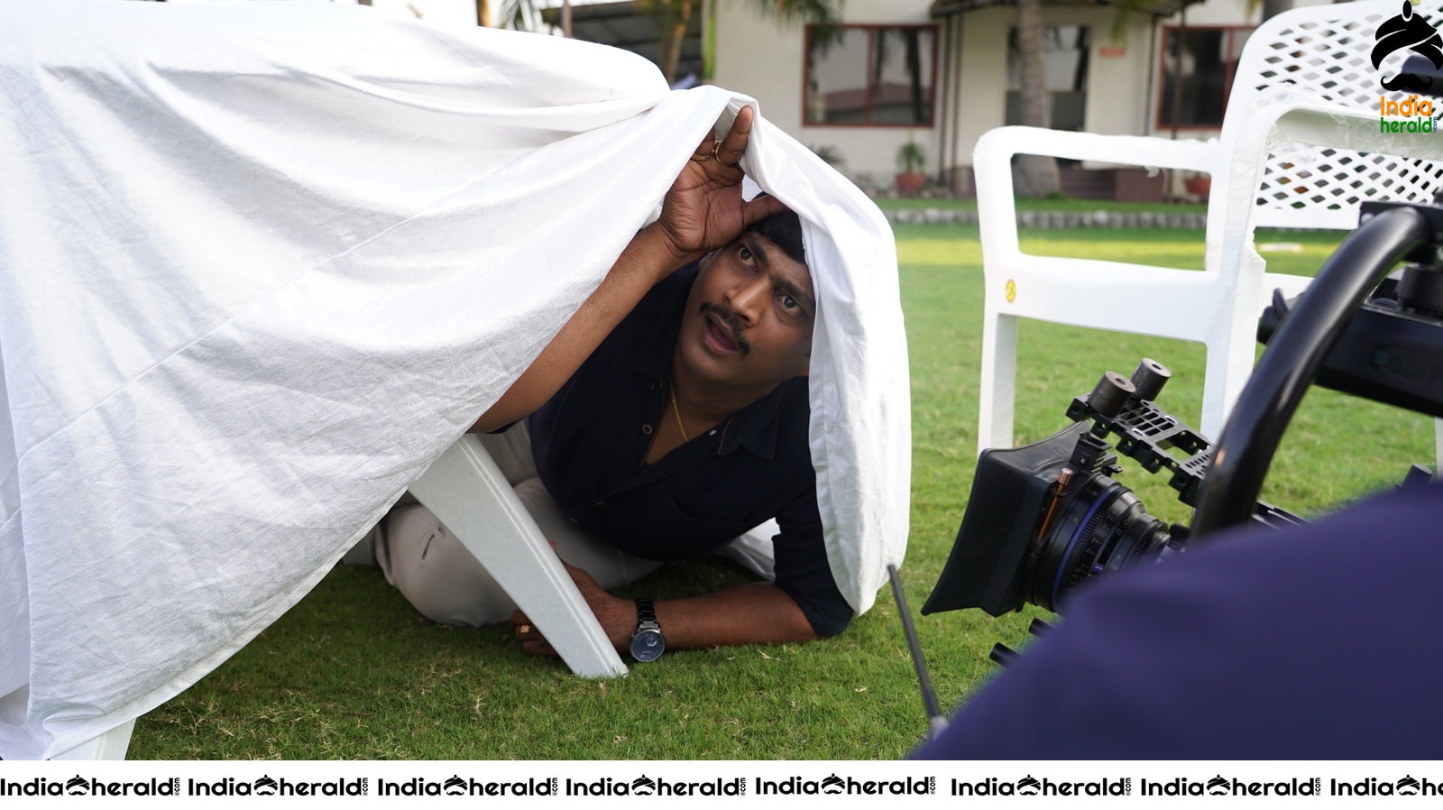 Asalu Em Jarigindante Movie Stills Set 2