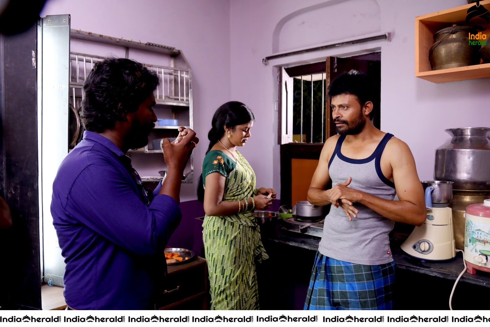 Asalu Em Jarigindante Movie Stills Set 2