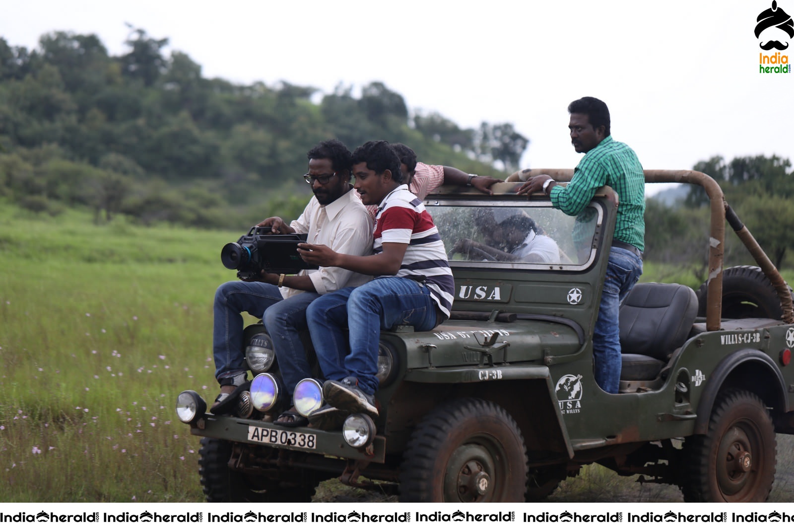 Asalu Em Jarigindante Movie Stills Set 2