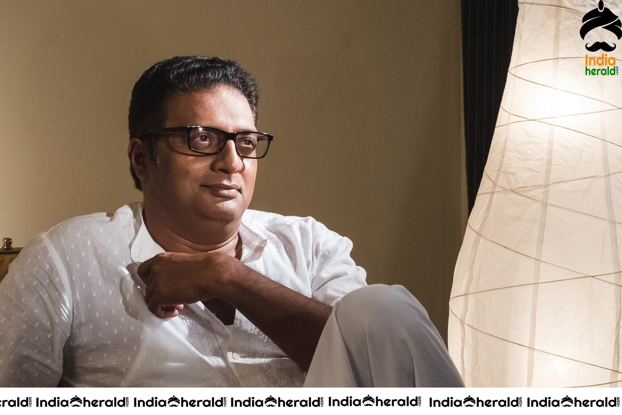 Azhiyatha Kolangal 2 Movie Stills
