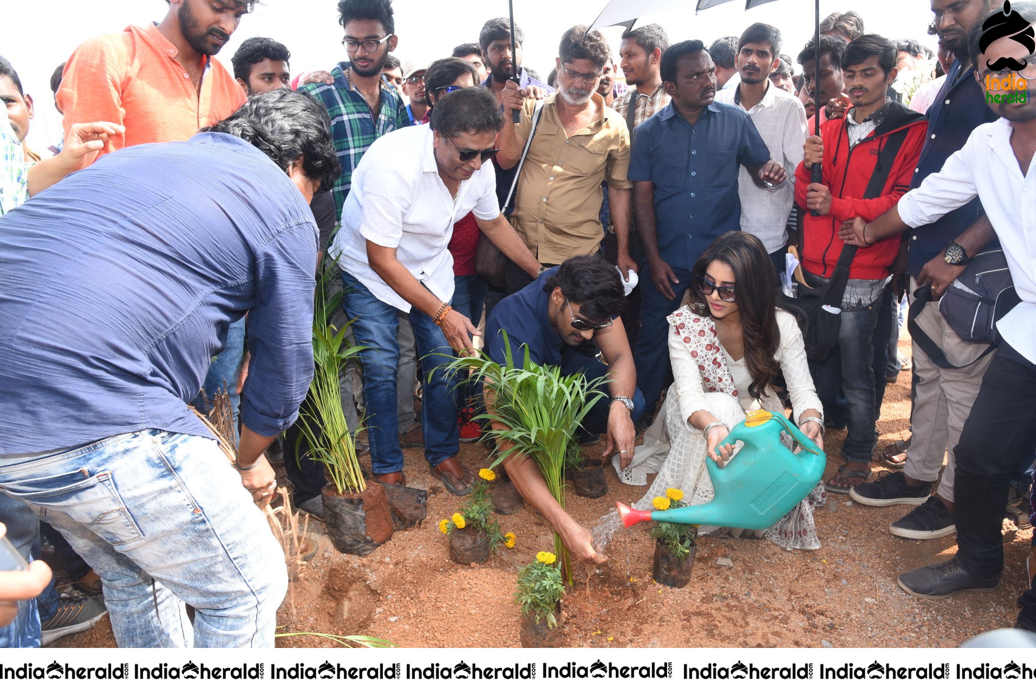 Bellamkonda Sai Sreenivas Birthday Celebrations in the Sets of BSS8 Set 1