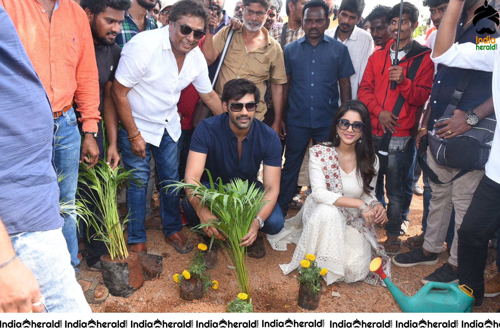 Bellamkonda Sai Sreenivas Birthday Celebrations in the Sets of BSS8 Set 1