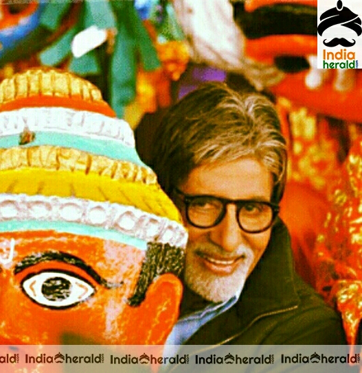 Big B Amitabh Bachchan Rare and Unseen photos as his Birthday special Set 1