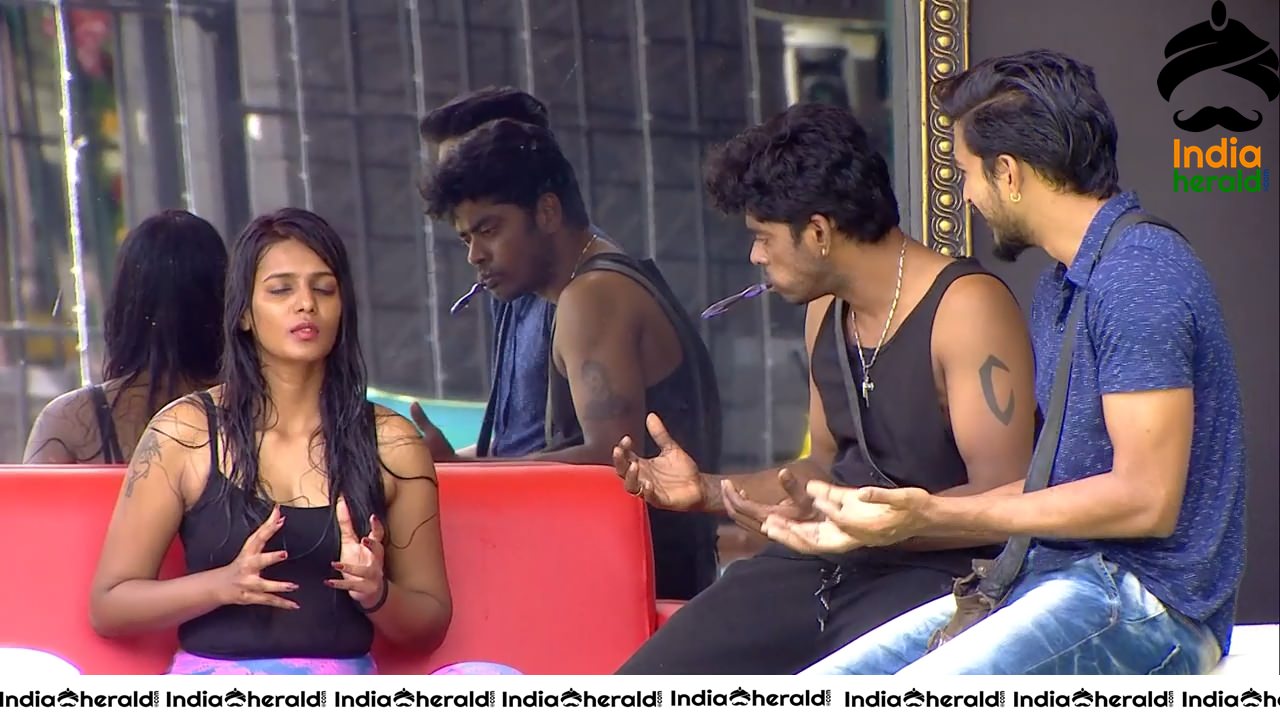 Bigg Boss Tamil Season 3 Day 100 Hot Wallpapers Set 1